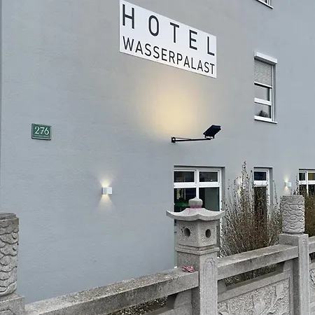 Hotel Wasserpalast - Breakfast For Free!!!-3